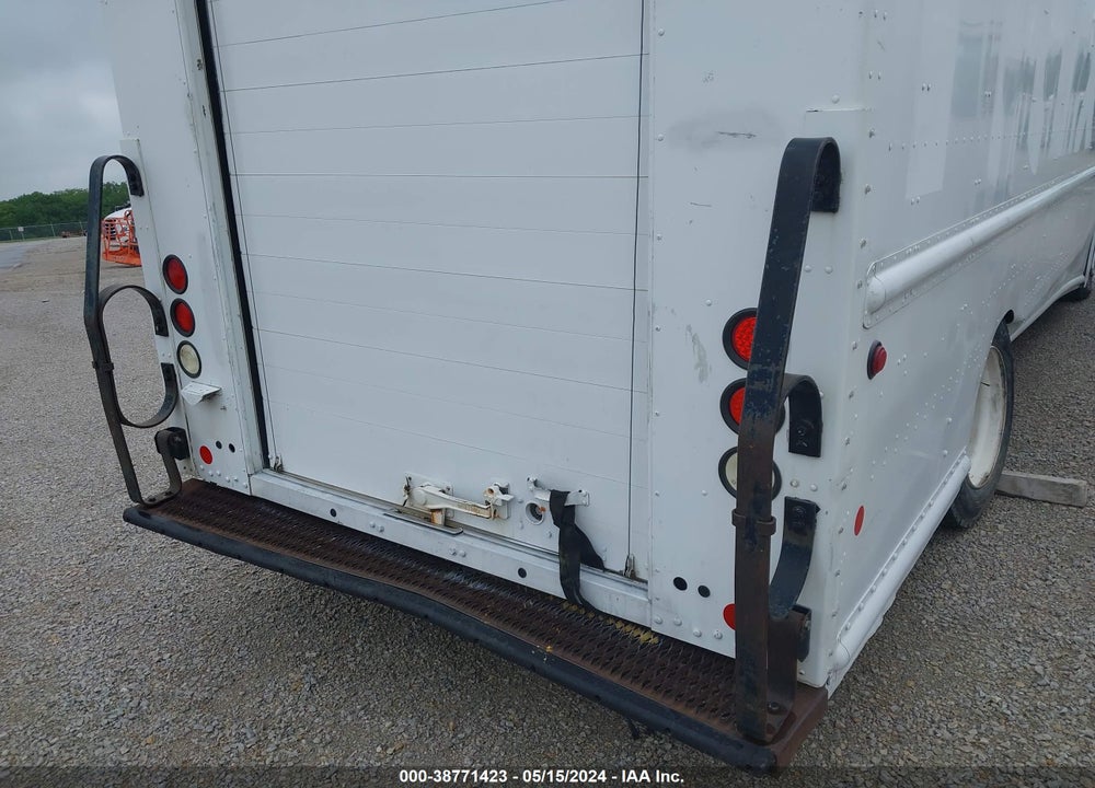 2008 FREIGHTLINER MT55 M LINE WALK-IN VAN VIN: 4UZAARDU28CZ58419