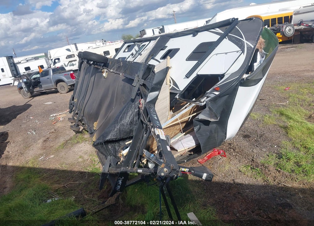 2018 GRAND DESIGN RECREATIONAL VIN: 573TE2924J6605564