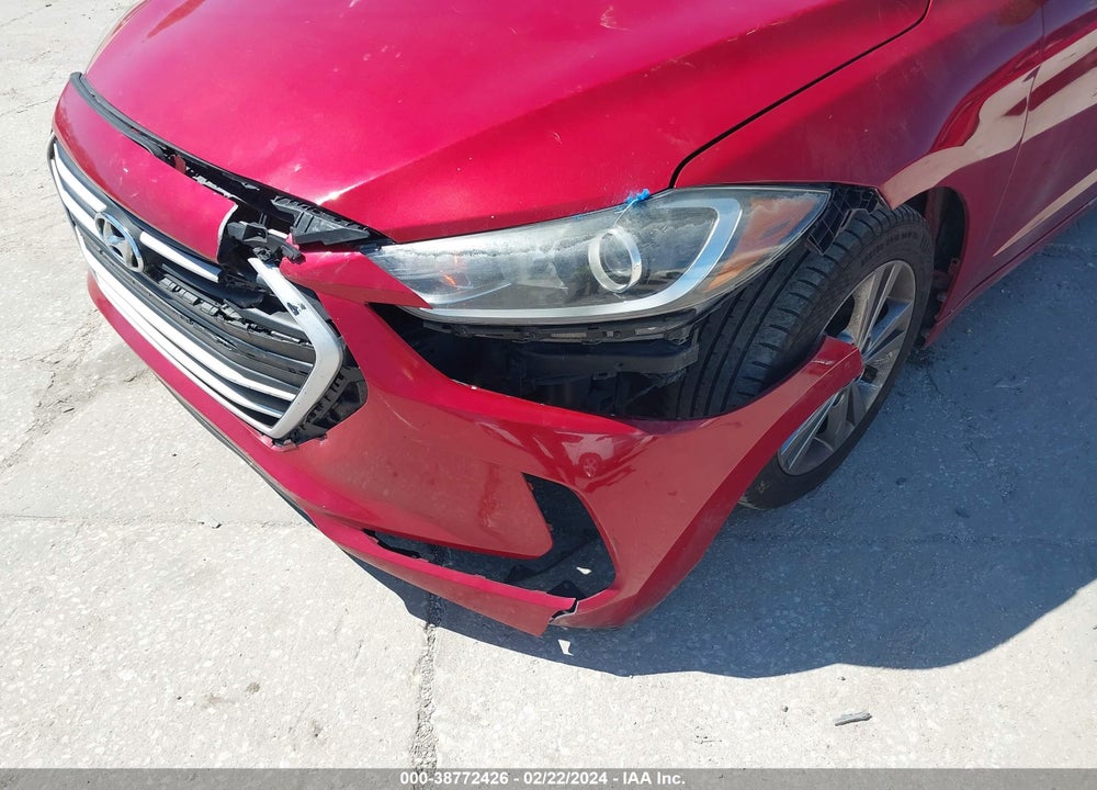 2018 HYUNDAI ELANTRA SEL VIN: KMHD84LF2JU471879