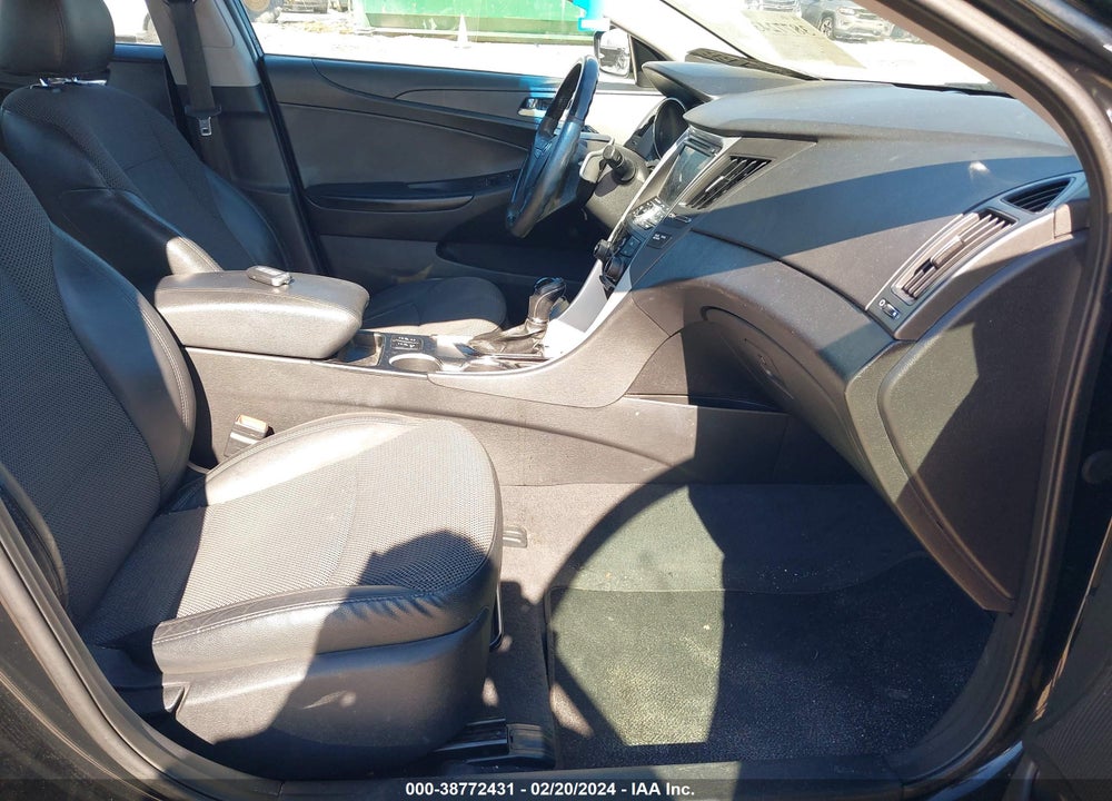 2013 HYUNDAI SONATA SE VIN: 5NPEC4AC6DH545660