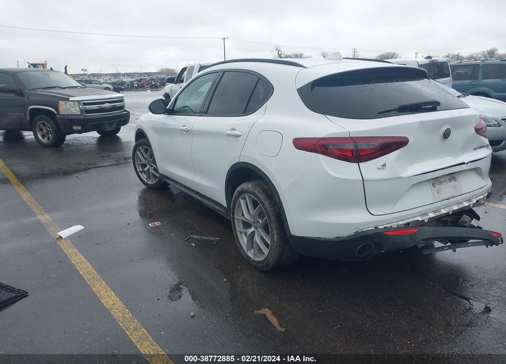 2018 ALFA ROMEO STELVIO TI SPORT AWD VIN: ZASFAKNN5J7B82804