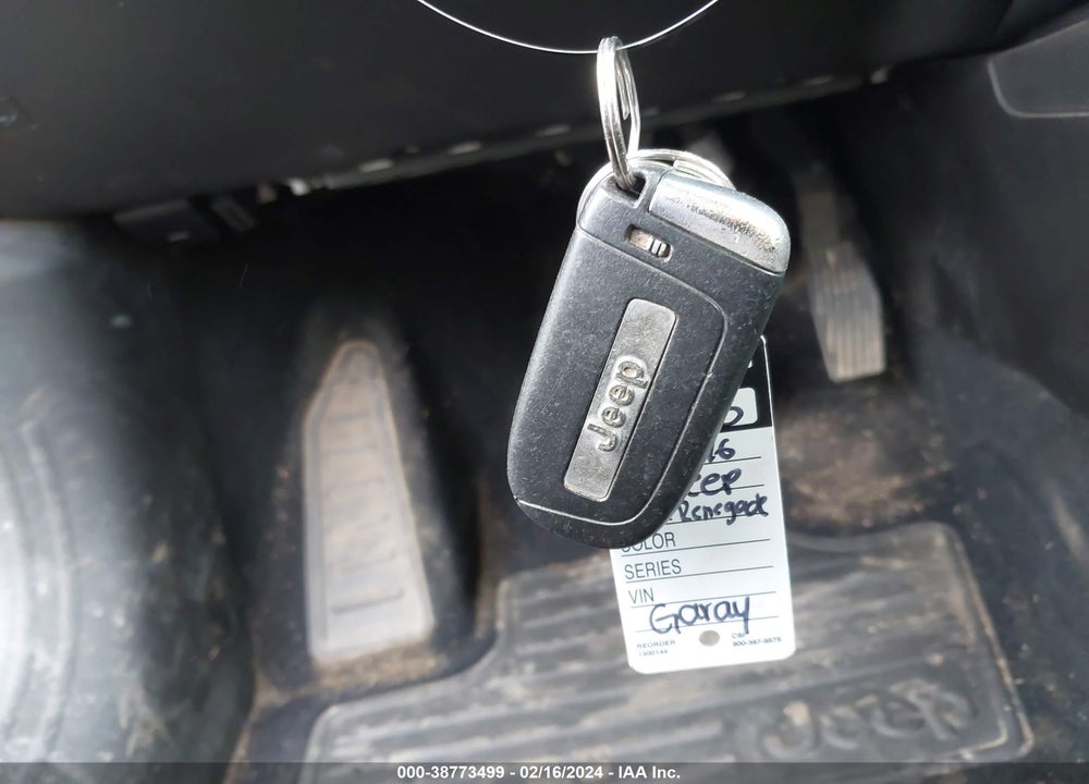 2016 JEEP RENEGADE SPORT VIN: ZACCJBAT6GPD10740