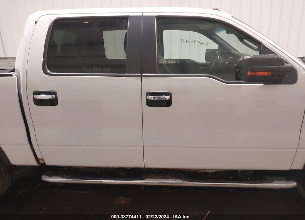 2011 FORD F-150 XLT VIN: 1FTFW1EF8BFA73824