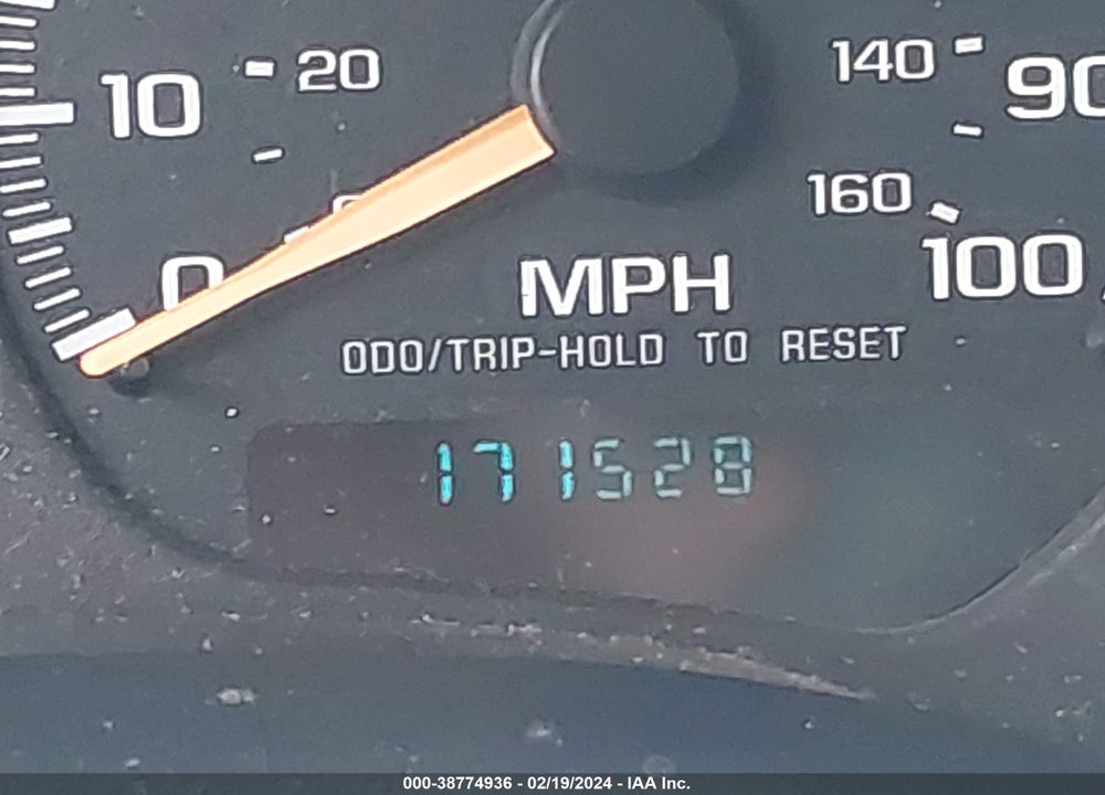 2002 GMC SONOMA SLS VIN: 1GTDT13W52K203083