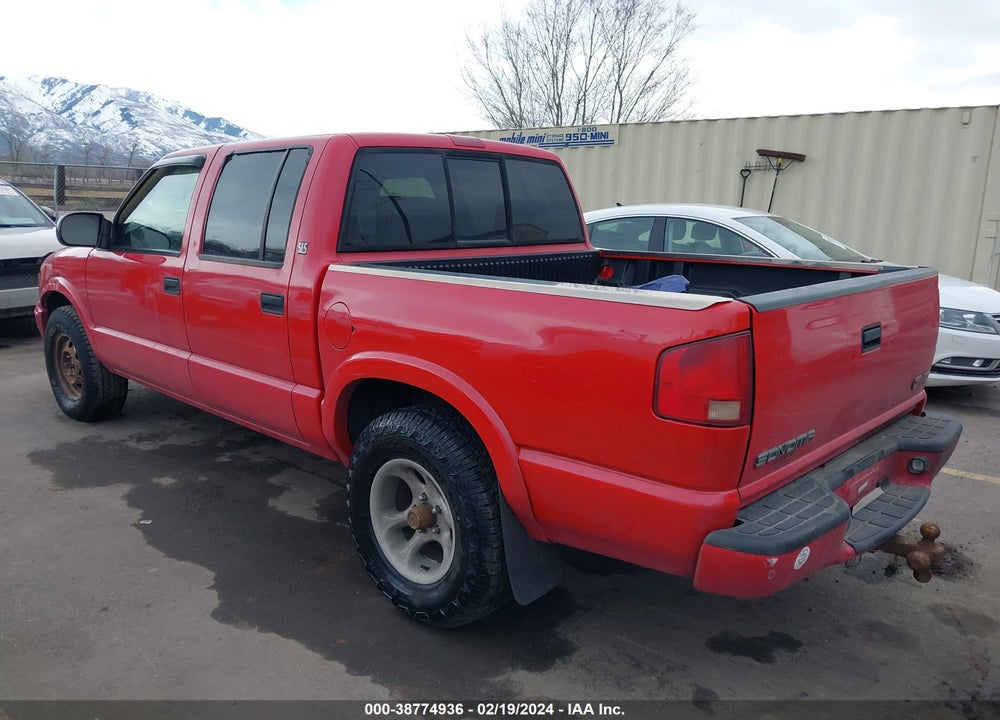2002 GMC SONOMA SLS VIN: 1GTDT13W52K203083