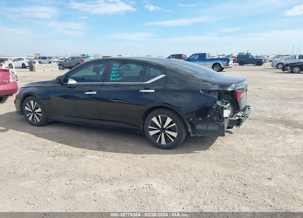 2021 NISSAN ALTIMA SV FWD VIN: 1N4BL4DV2MN400427
