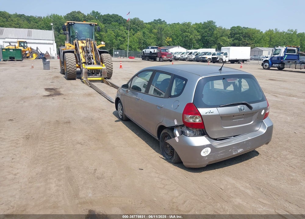 2008 HONDA FIT VIN: JHMGD38478S001480