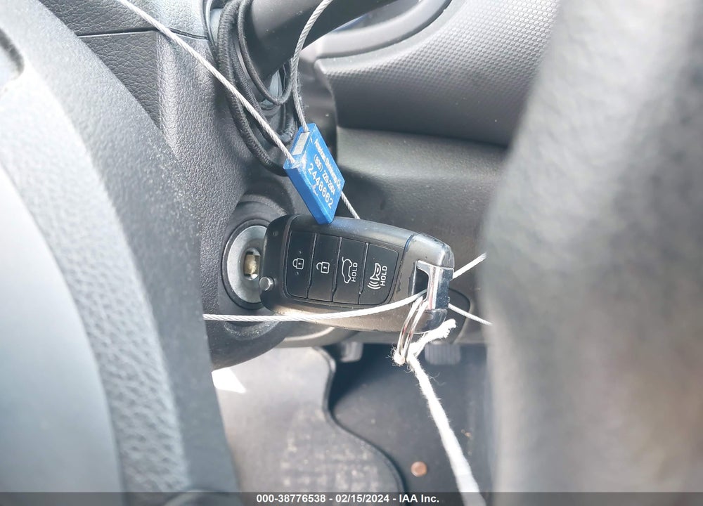 2019 HYUNDAI KONA SE VIN: KM8K12AA6KU241674