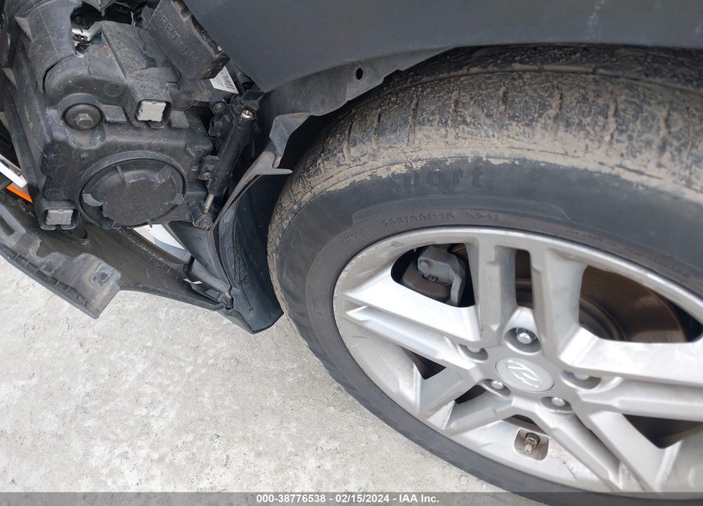2019 HYUNDAI KONA SE VIN: KM8K12AA6KU241674