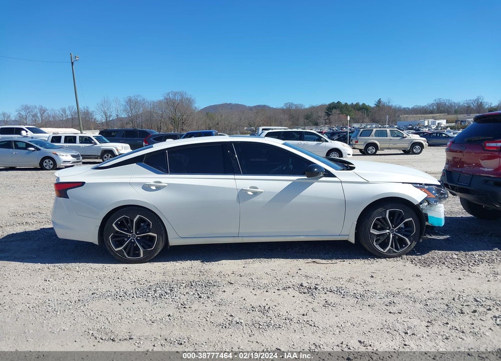 2023 NISSAN ALTIMA SR FWD VIN: 1N4BL4CV3PN385328