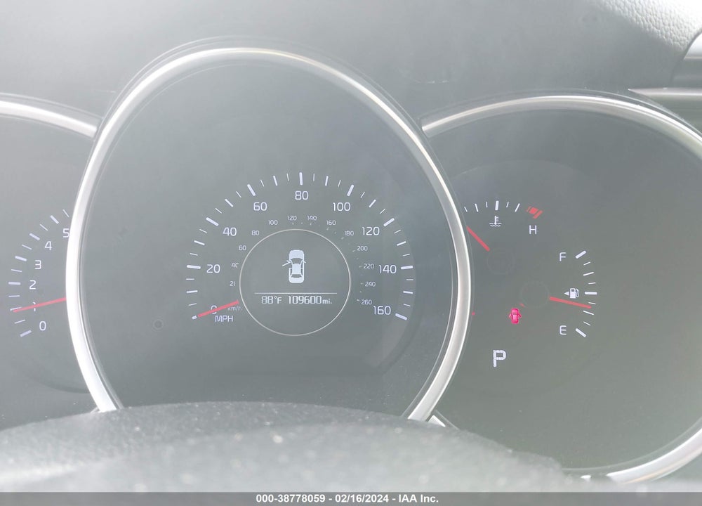 2015 KIA OPTIMA LX VIN: 5XXGM4A71FG366367
