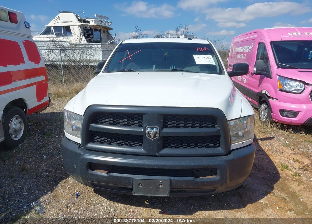 2018 RAM 2500 TRADESMAN 4X2 8' BOX VIN: 3C6UR4HJ8JG312955