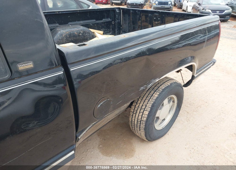 1997 CHEVROLET C1500 FLEETSIDE VIN: 1GCEC19R2VE213515