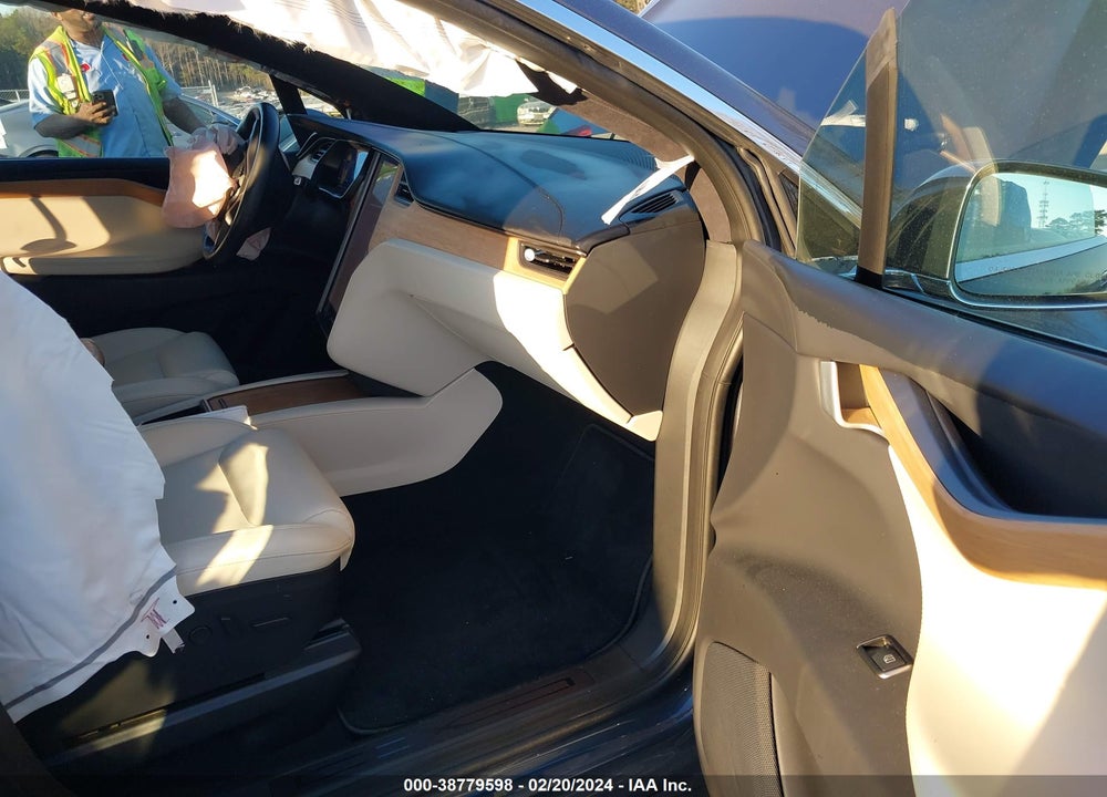 2020 TESLA MODEL X LONG RANGE DUAL MOTOR ALL-WHEEL DRIVE/LONG RANGE PLUS DUAL MOTOR ALL-WHEEL DRIVE VIN: 5YJXCDE27LF230860
