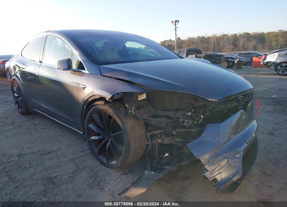 2020 TESLA MODEL X LONG RANGE DUAL MOTOR ALL-WHEEL DRIVE/LONG RANGE PLUS DUAL MOTOR ALL-WHEEL DRIVE VIN: 5YJXCDE27LF230860