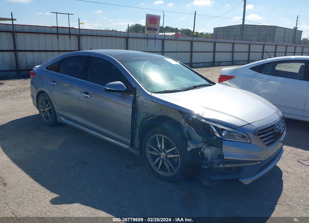 2015 HYUNDAI SONATA SPORT 2.0T VIN: 5NPE34AB2FH039589