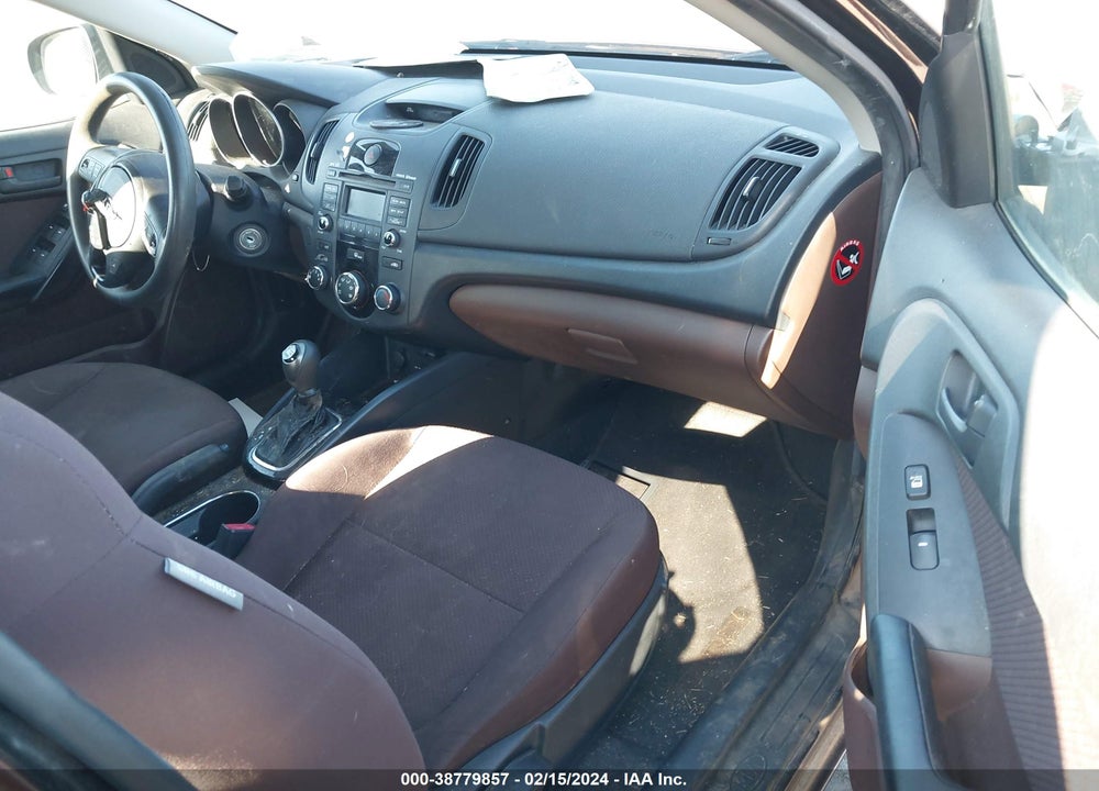 2011 KIA FORTE VIN: KNAFU4A24B5376600