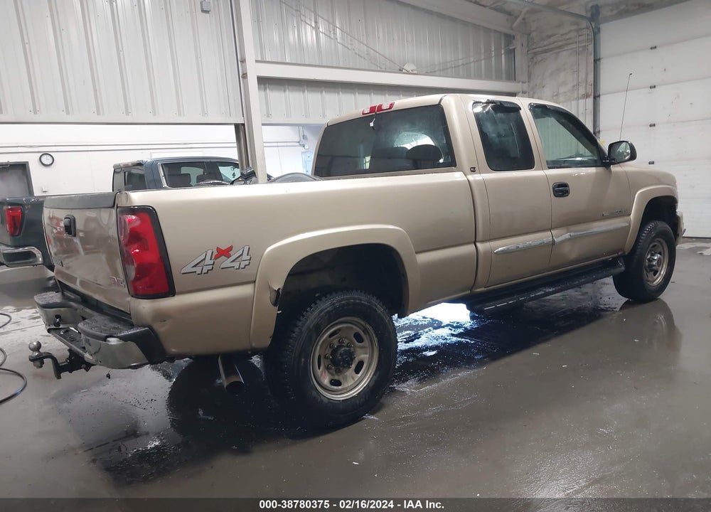 2004 GMC SIERRA 2500HD SLE VIN: 1GTHK29U04E299612