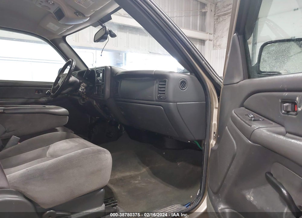 2004 GMC SIERRA 2500HD SLE VIN: 1GTHK29U04E299612