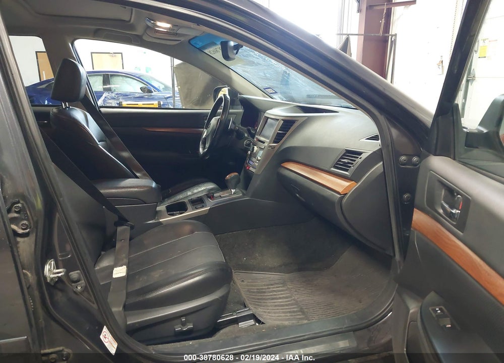 2013 SUBARU OUTBACK 2.5I LIMITED VIN: 4S4BRCLC6D3251272