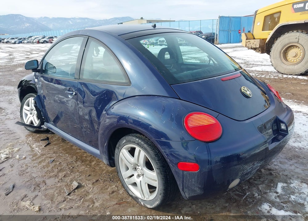2000 VOLKSWAGEN NEW BEETLE GLX VIN: 3VWDD21C0YM428960