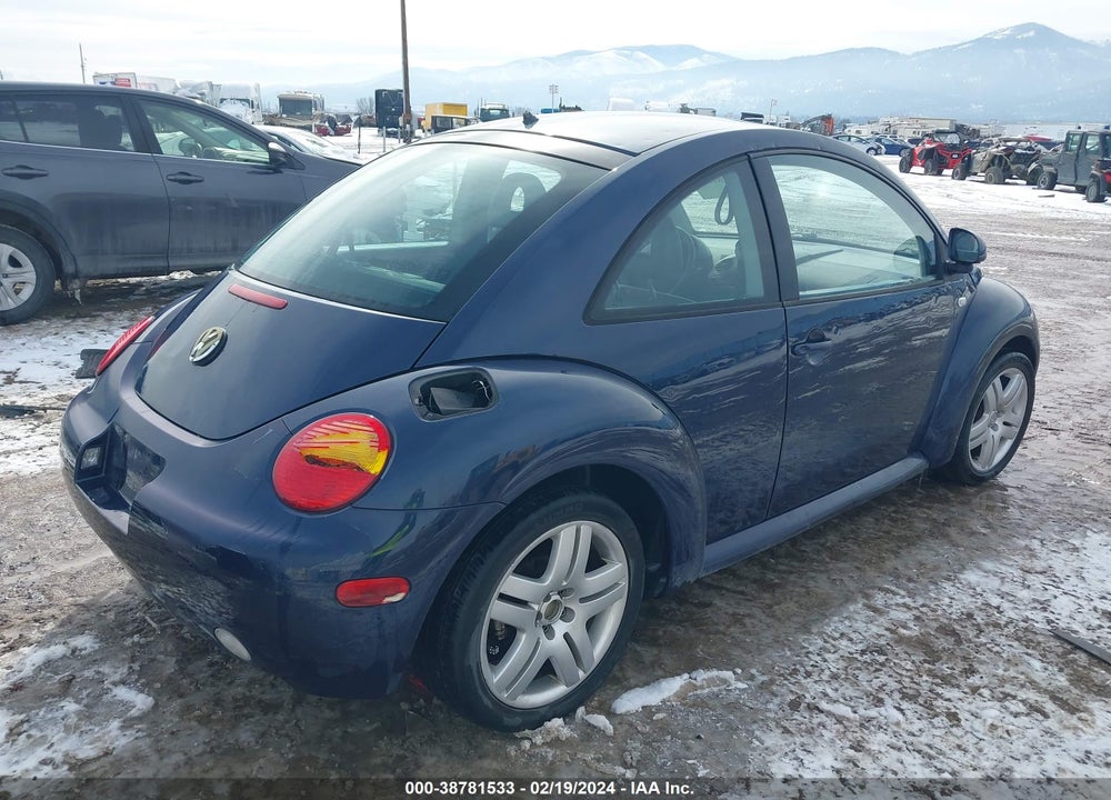 2000 VOLKSWAGEN NEW BEETLE GLX VIN: 3VWDD21C0YM428960