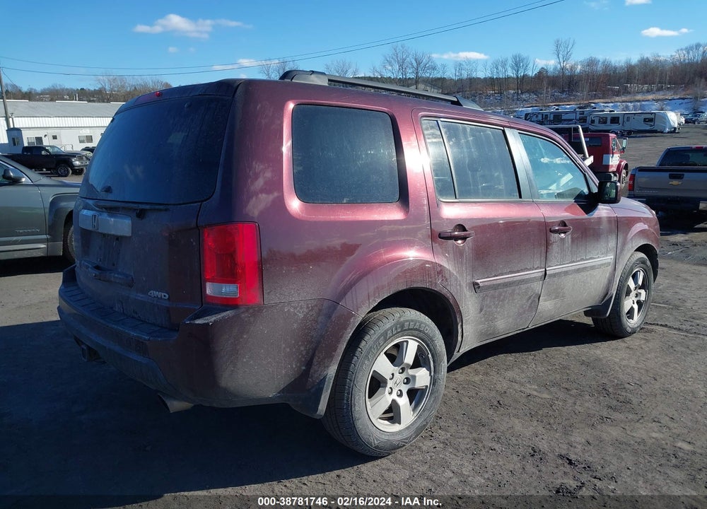 2011 HONDA PILOT EX VIN: 5FNYF4H4XBB064406