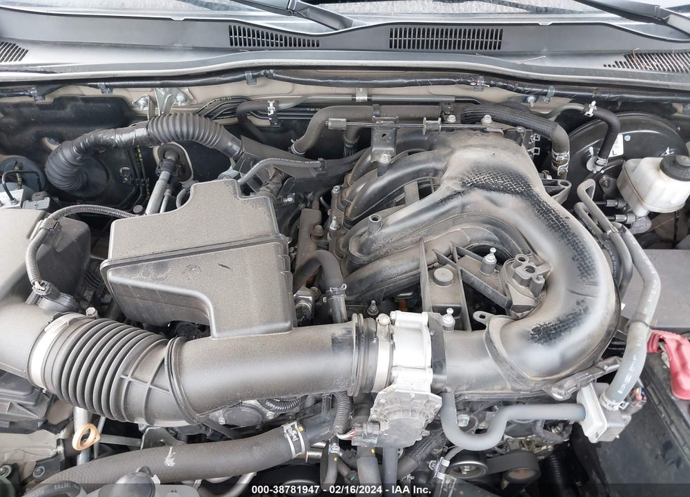 2020 TOYOTA TACOMA SR5 V6 VIN: 3TMCZ5AN8LM318301