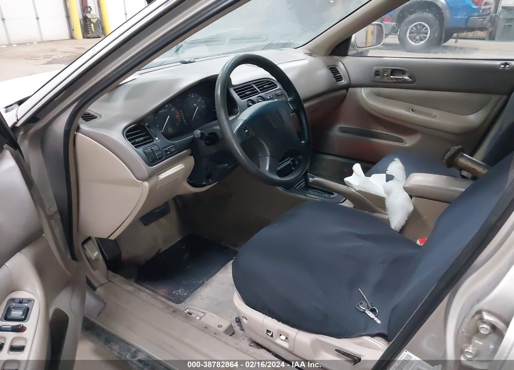 1997 HONDA ACCORD VIN: 1HGCD5657VA278608