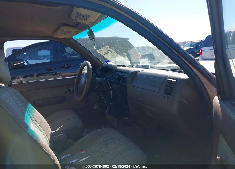 1999 TOYOTA TACOMA VIN: 4TAVL52N8XZ400764