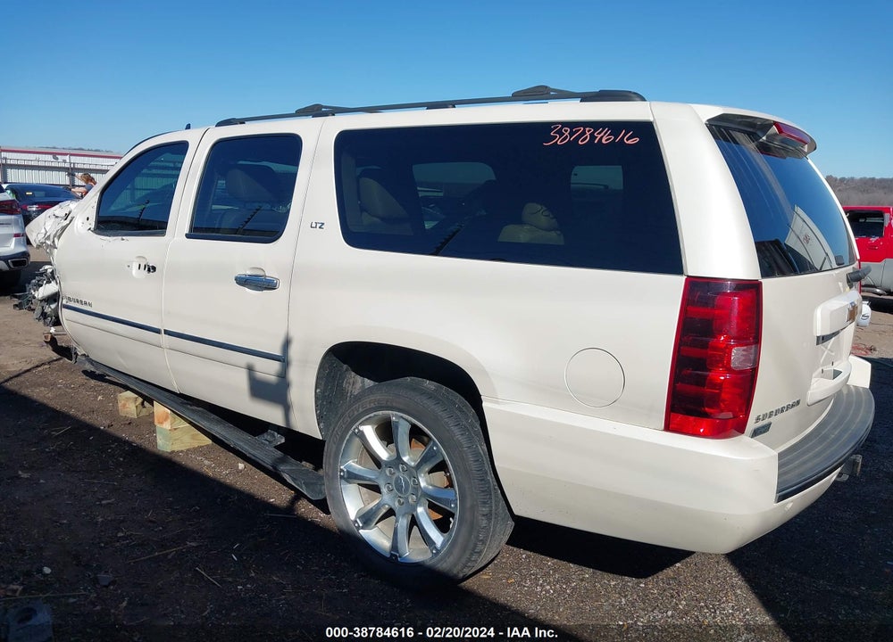 2013 CHEVROLET SUBURBAN 1500 LTZ VIN: 1GNSKKE72DR360139