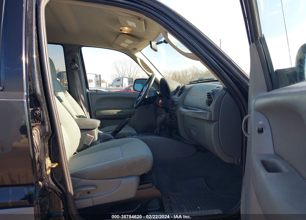 2006 JEEP LIBERTY SPORT VIN: 1J4GL48KX6W141709