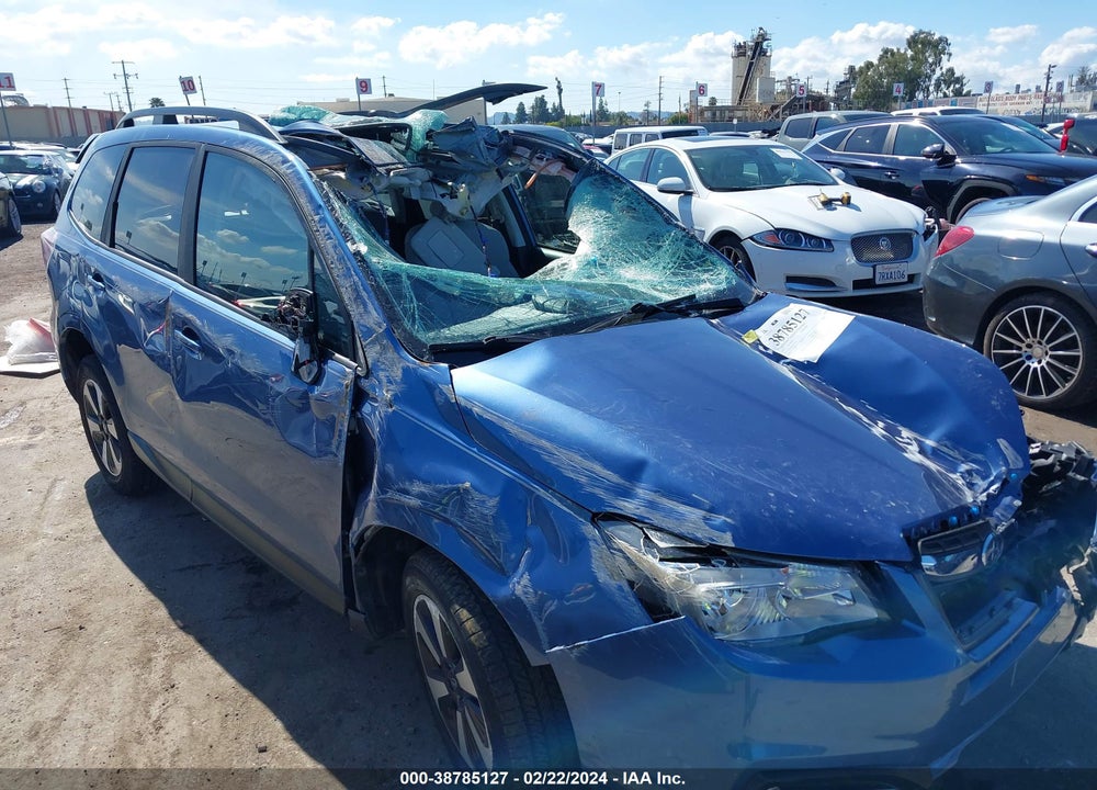 2018 SUBARU FORESTER 2.5I PREMIUM VIN: JF2SJAEC4JH597978