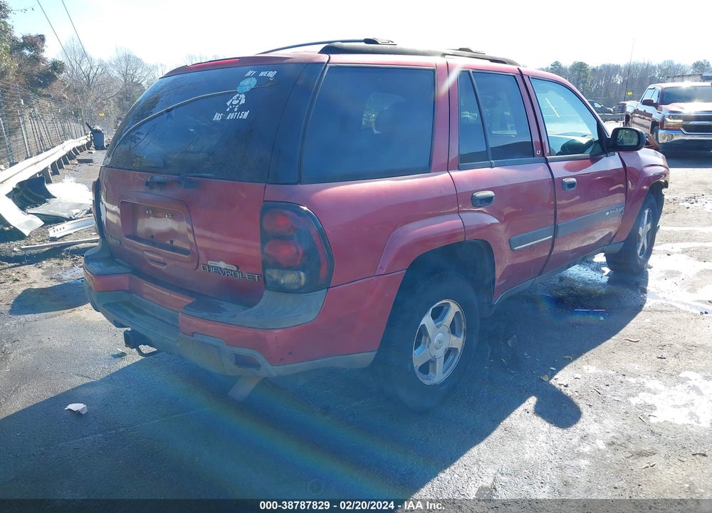 2002 CHEVROLET TRAILBLAZER VIN: 1GNDS13S922221934