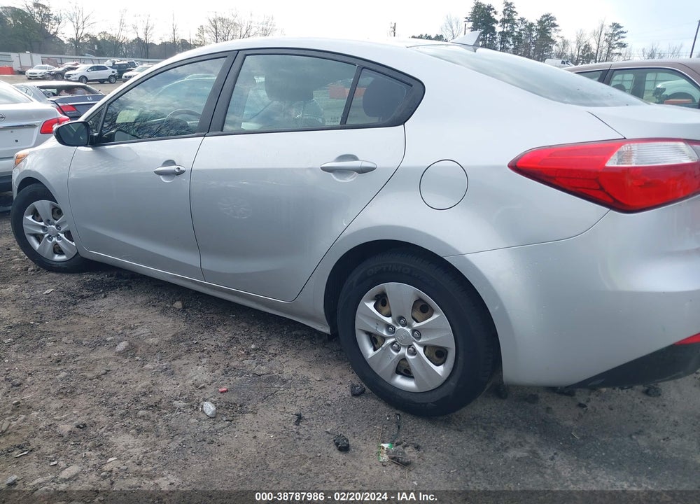 2016 KIA FORTE LX VIN: KNAFK4A66G5588124