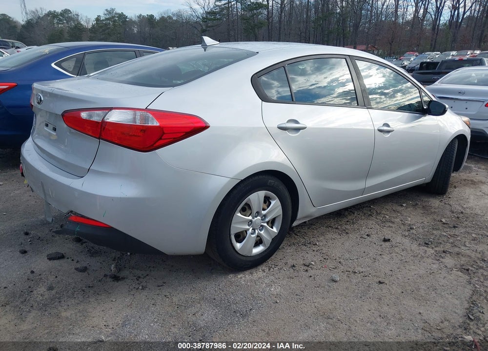 2016 KIA FORTE LX VIN: KNAFK4A66G5588124