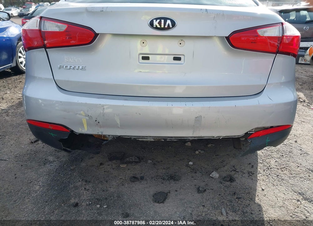 2016 KIA FORTE LX VIN: KNAFK4A66G5588124