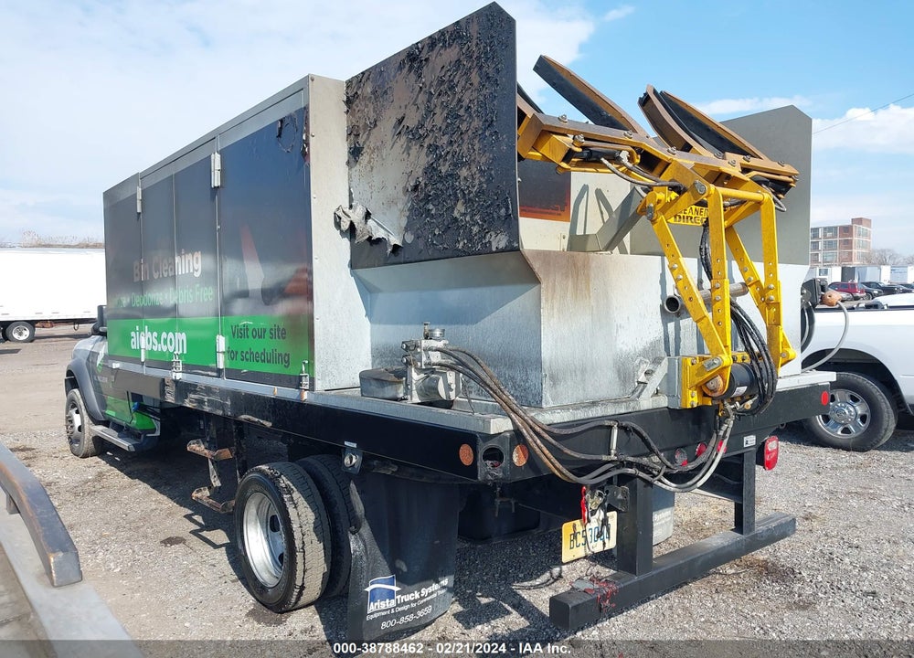 2019 RAM 5500 CHASSIS TRADESMAN/SLT VIN: 3C7WRMDL8KG672952