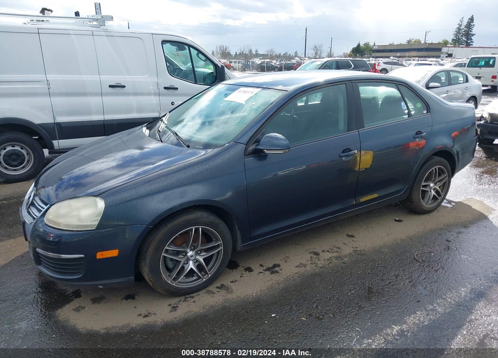 2010 VOLKSWAGEN JETTA VIN: 3VWJZ7AJ6AM042212