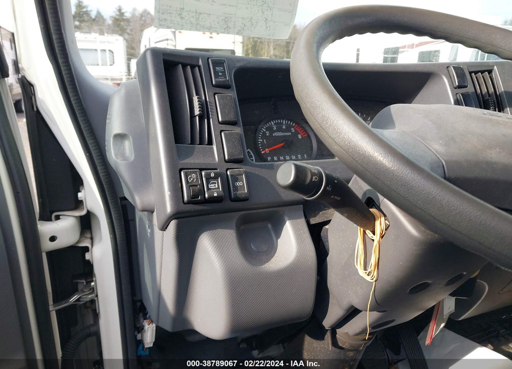 2022 ISUZU NPR HD VIN: 54DC4W1D0NS200146