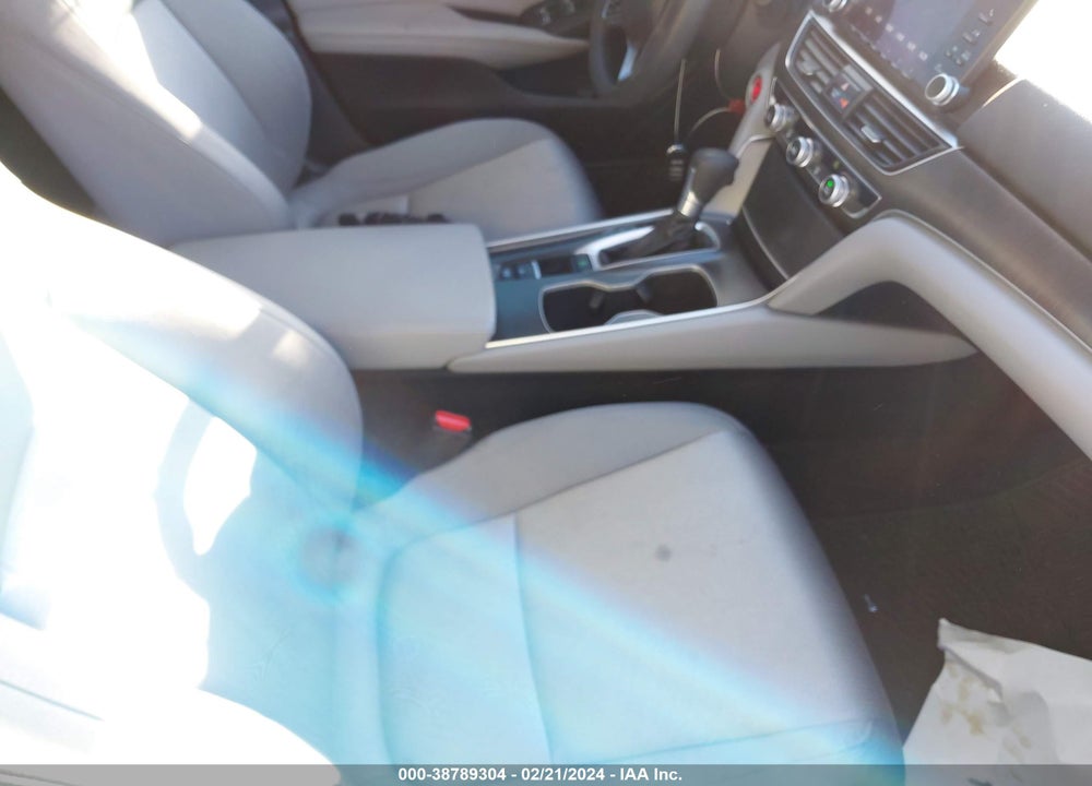 2019 HONDA ACCORD VIN: 1HGCV1F1XKA119628