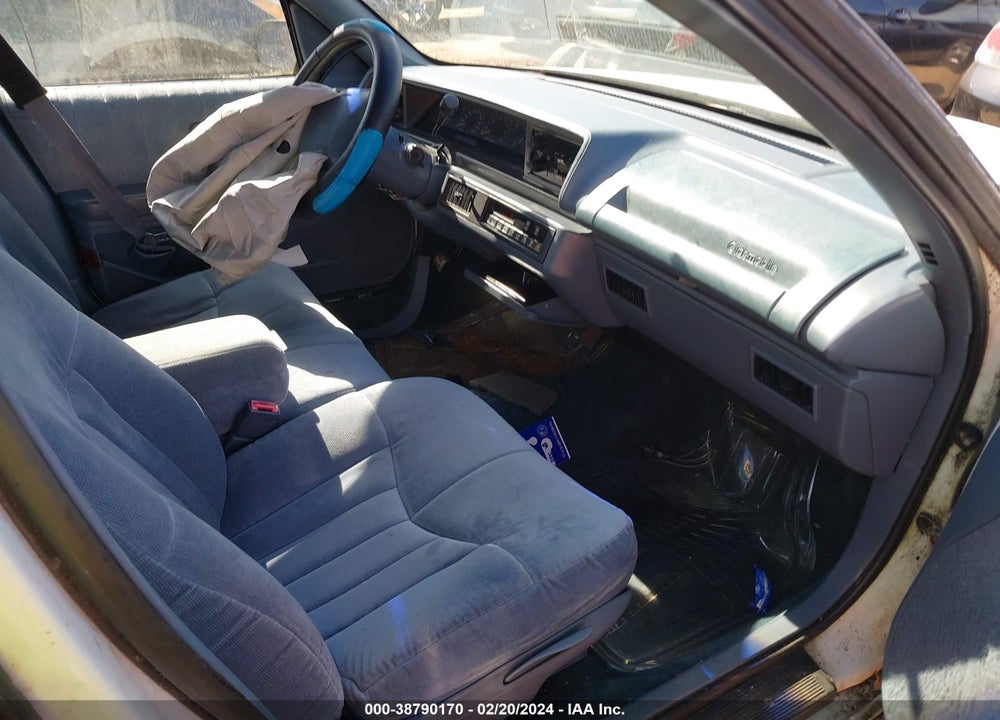 1994 OLDSMOBILE CUTLASS SUPREME S VIN: 1G3WH55M8RD342040