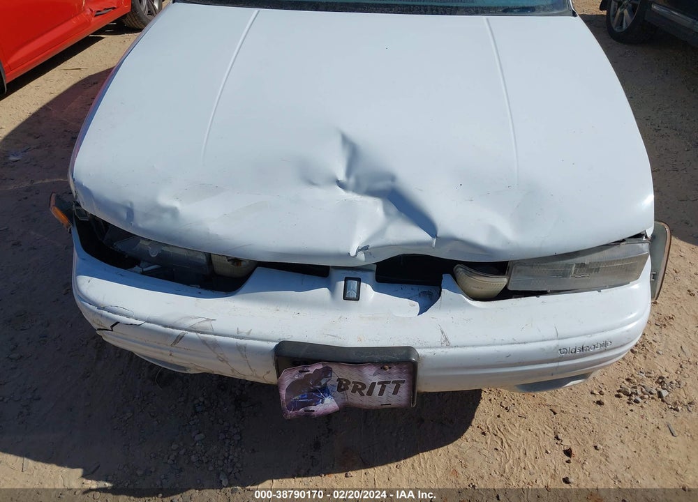 1994 OLDSMOBILE CUTLASS SUPREME S VIN: 1G3WH55M8RD342040