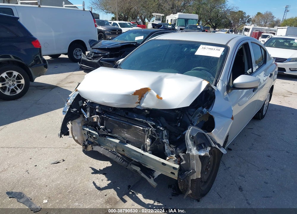 2018 NISSAN VERSA 1.6 S+ VIN: 3N1CN7AP9JL812262