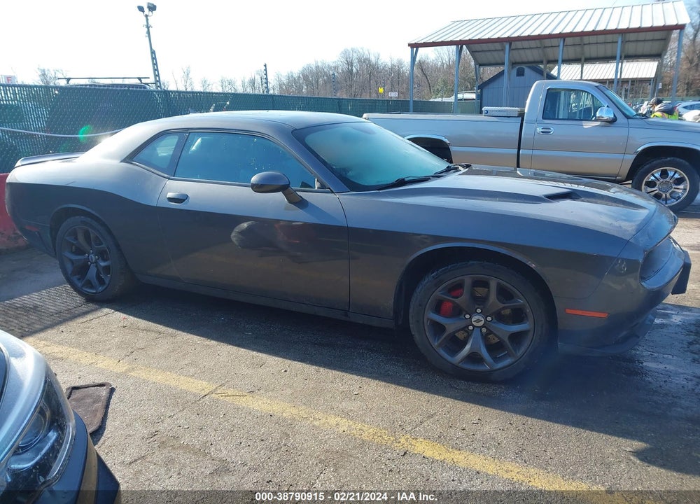 2018 DODGE CHALLENGER SXT PLUS VIN: 2C3CDZAG4JH258444