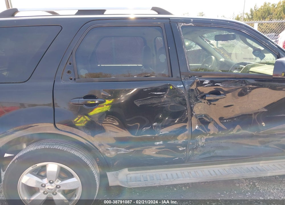 2011 FORD ESCAPE LIMITED VIN: 1FMCU0EG5BKA47745