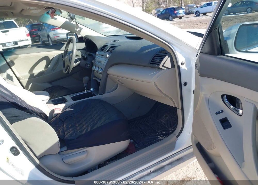 2009 TOYOTA CAMRY LE VIN: 4T4BE46K99R112040