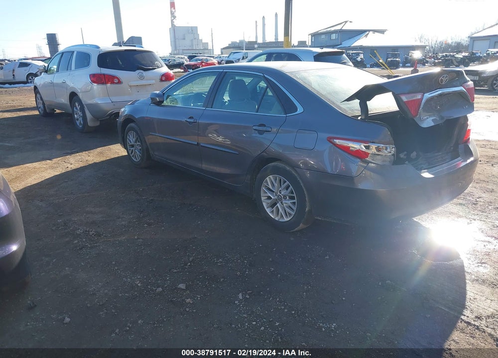 2017 TOYOTA CAMRY LE VIN: 4T1BF1FK1HU706058