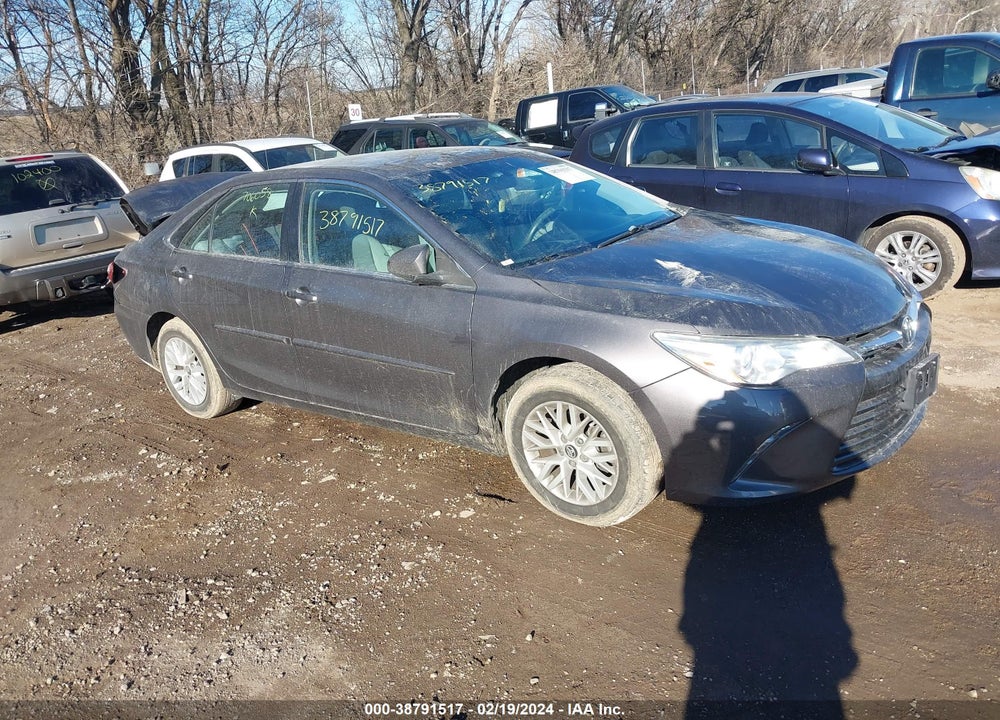 2017 TOYOTA CAMRY LE VIN: 4T1BF1FK1HU706058