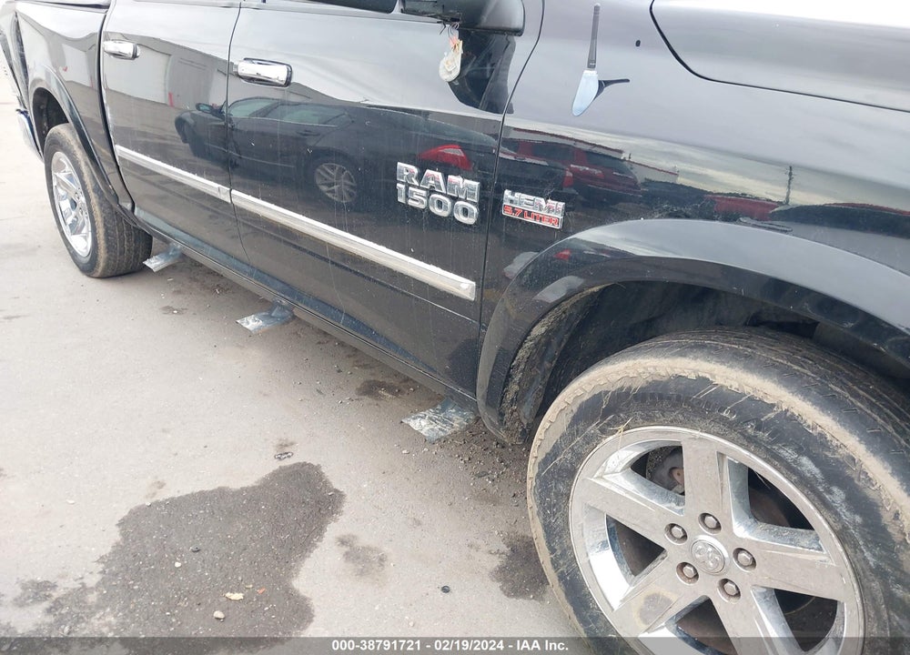 2013 RAM 1500 LAIE VIN: 1C6RR7NT9DS586353